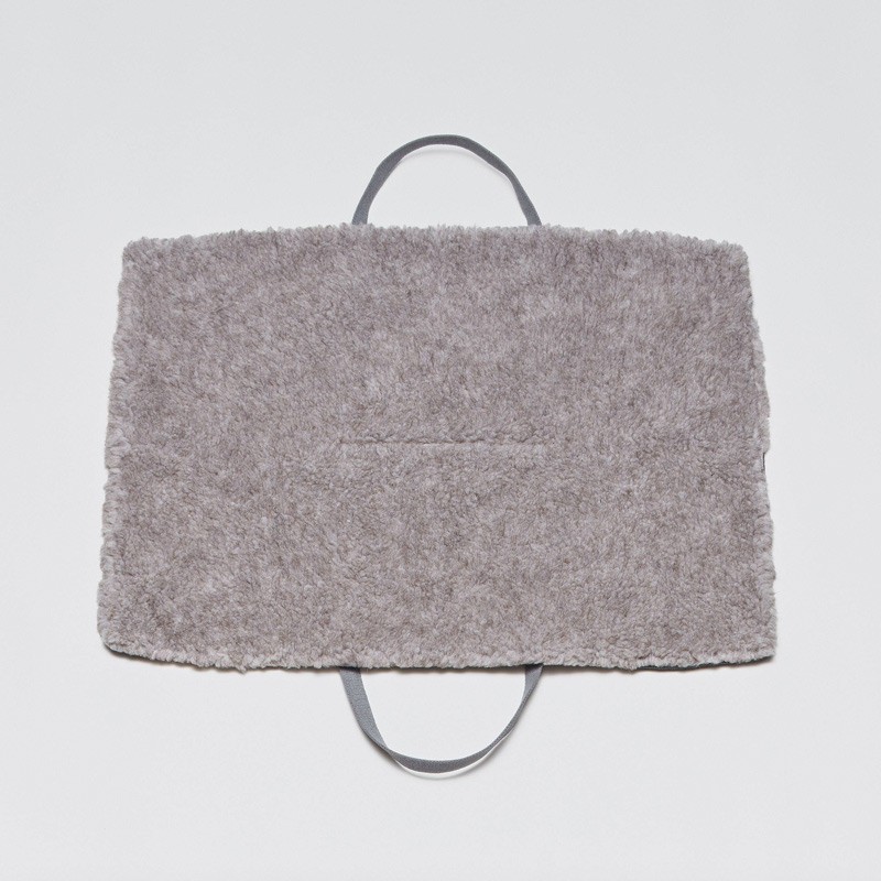 Cama para perro de viaje Tweed color topo