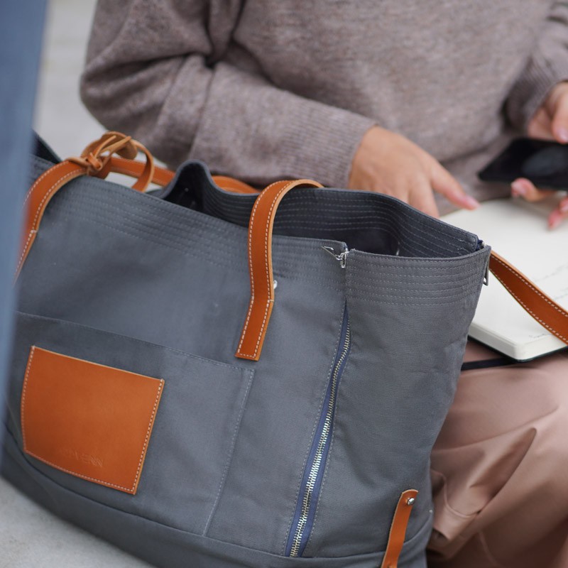Bolso mediano LIIVA gris