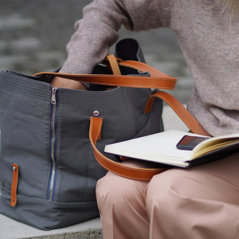 Bolso mediano LIIVA gris