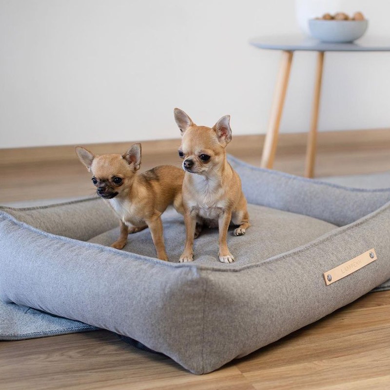 Cama para perros elegante MØVIK Gris