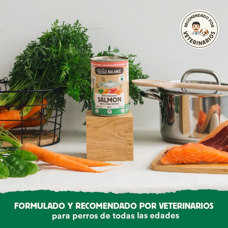 Wild Balance lata de salmón y ternera con verduras frescas para perros 400 g