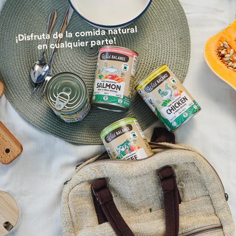 Wild Balance lata de salmón y ternera con verduras frescas para perros 400 g
